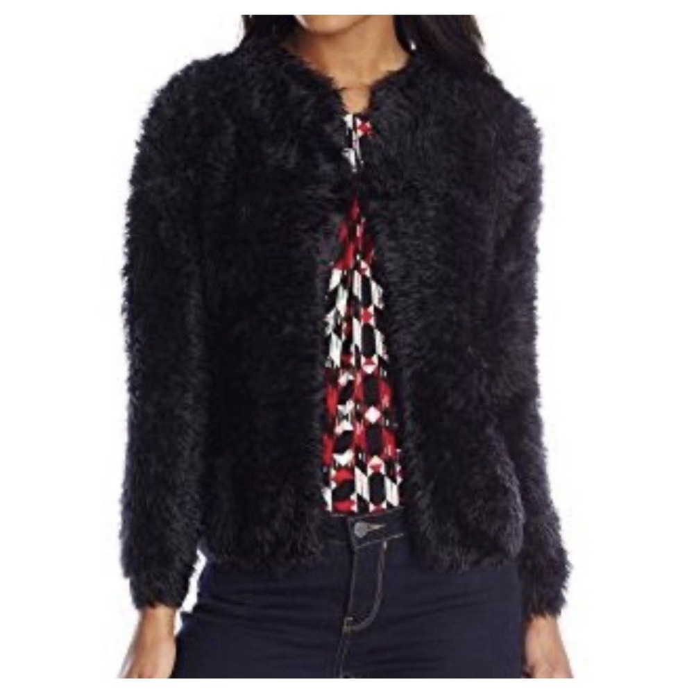 Calvin Klein Fuzzy Faux Fur Jacket Womens M Black One Clasp 3/4 Sleeve Shrug